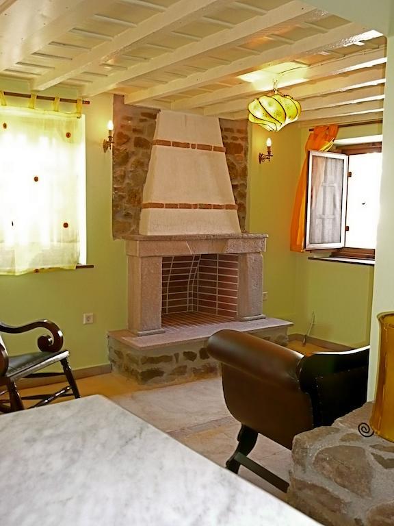 Villa Notia Skála Eresoú Oda fotoğraf